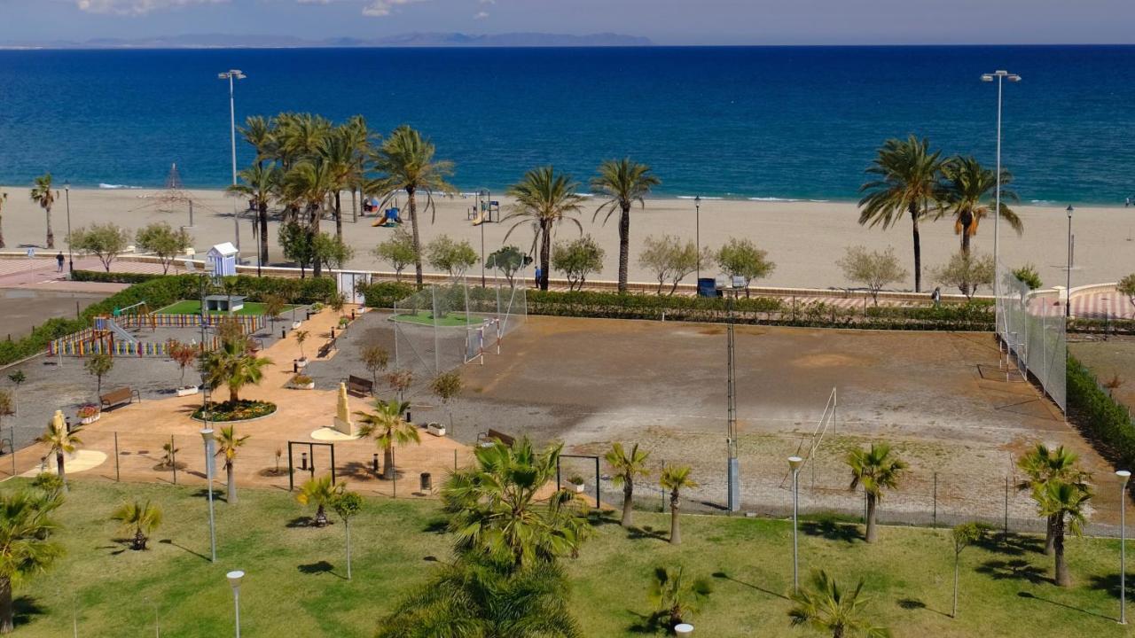 Seafront Penthouse Almeria 滨海罗克塔斯 外观 照片